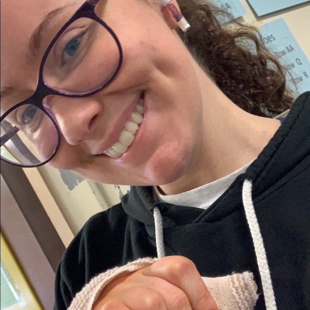 Meet your Posher, Alexandria